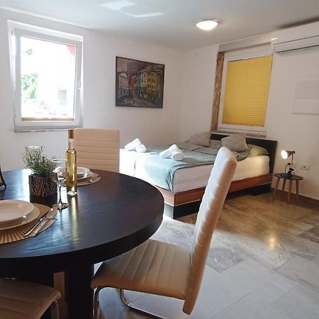Apartment Tantadruj 皮兰 外观 照片