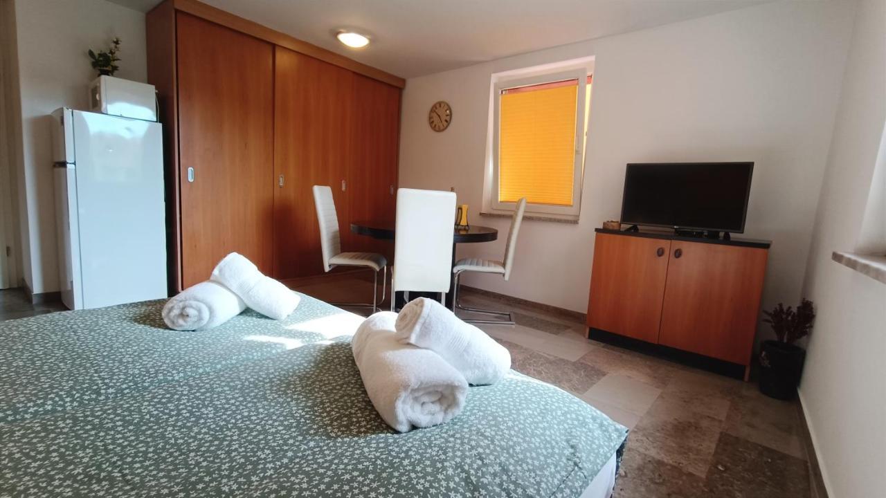 Apartment Tantadruj 皮兰 外观 照片